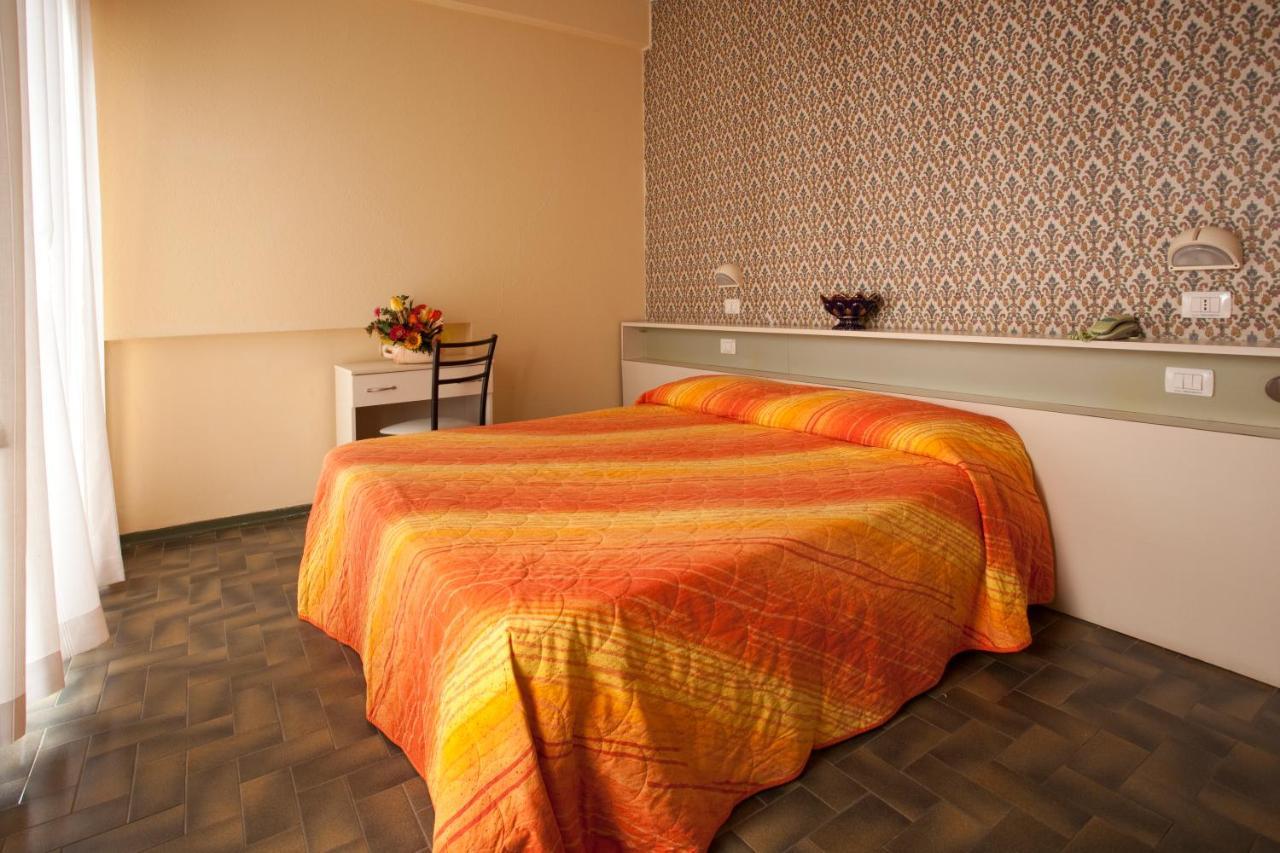 Hotel President Bellaria-Igea Marina Ngoại thất bức ảnh