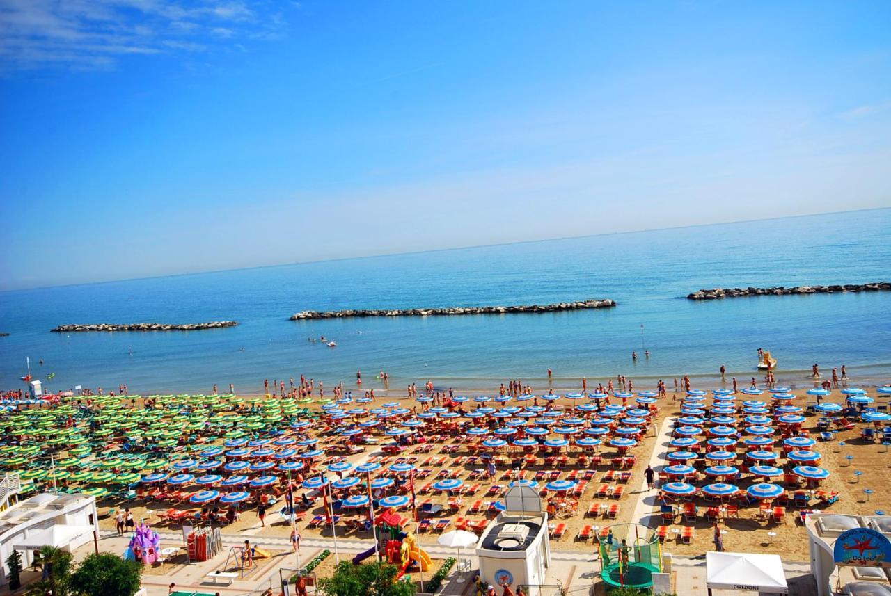 Hotel President Bellaria-Igea Marina Ngoại thất bức ảnh